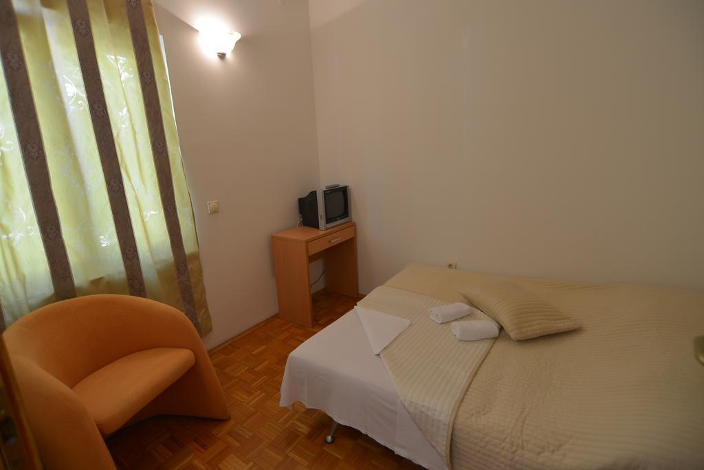 Solar Apartments Herceg Novi Bilik gambar