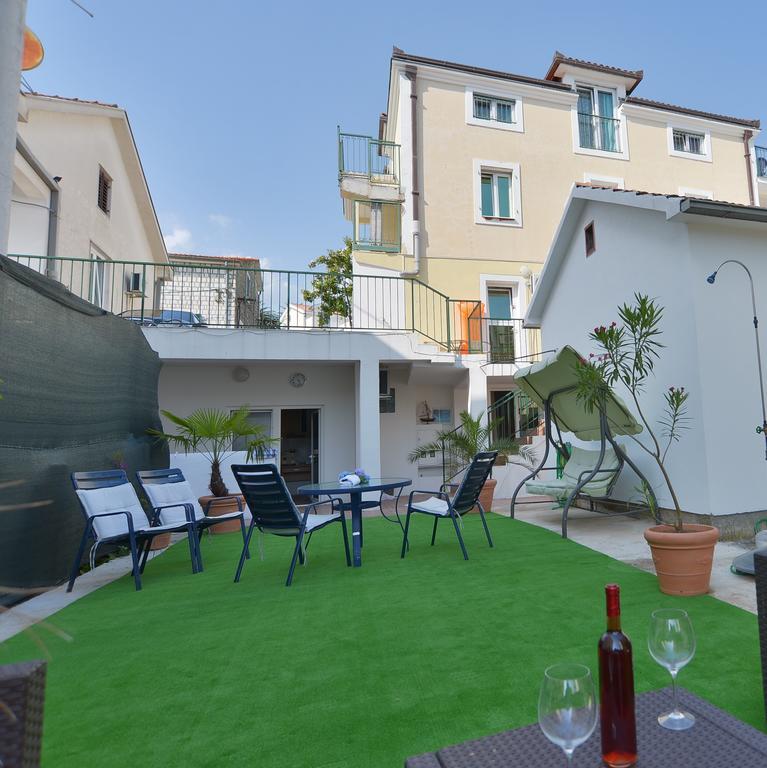 Solar Apartments Herceg Novi Bilik gambar