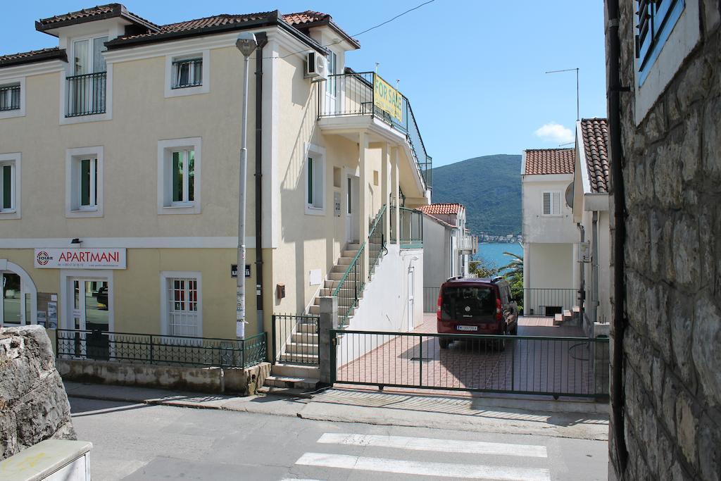 Solar Apartments Herceg Novi Bilik gambar